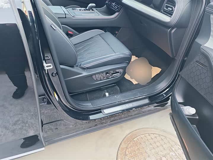 Фото 8 - GAC Trumpchi GS8