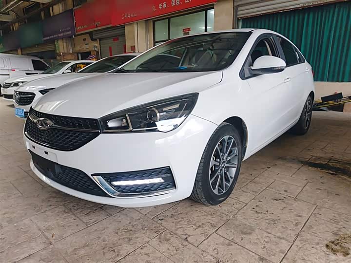 Фото 2 - Chery Arrizo 5