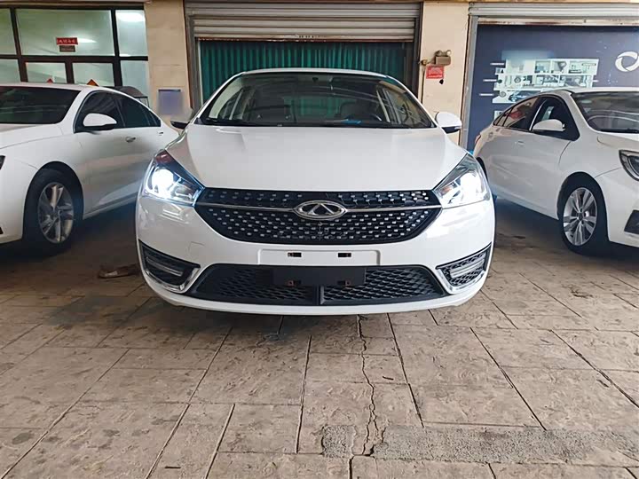 Фото 3 - Chery Arrizo 5