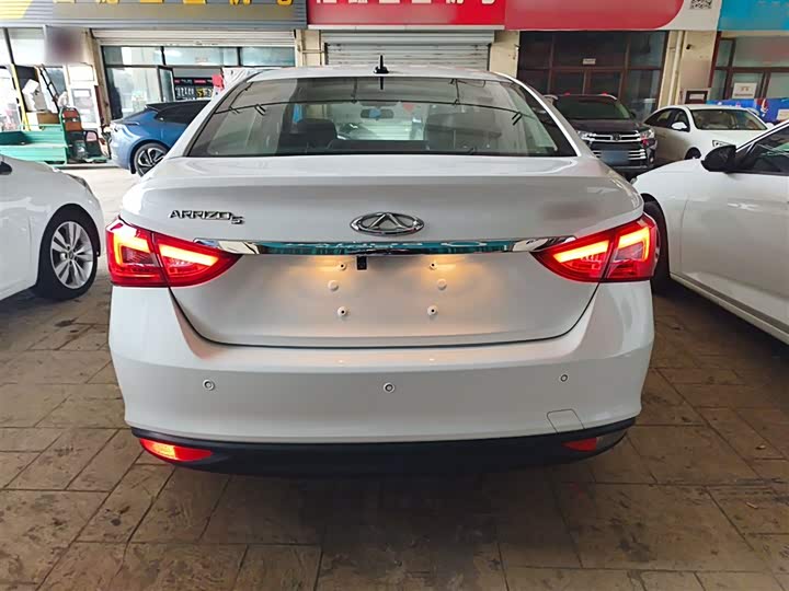 Фото 6 - Chery Arrizo 5