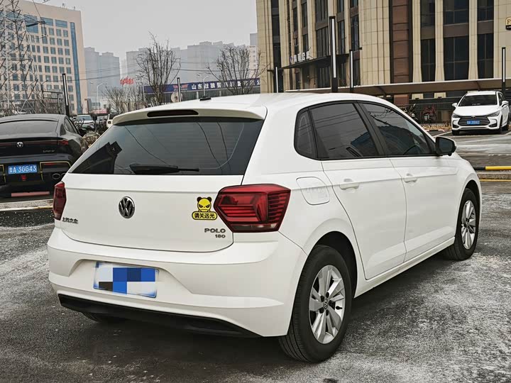 Фото 4 - Volkswagen Polo