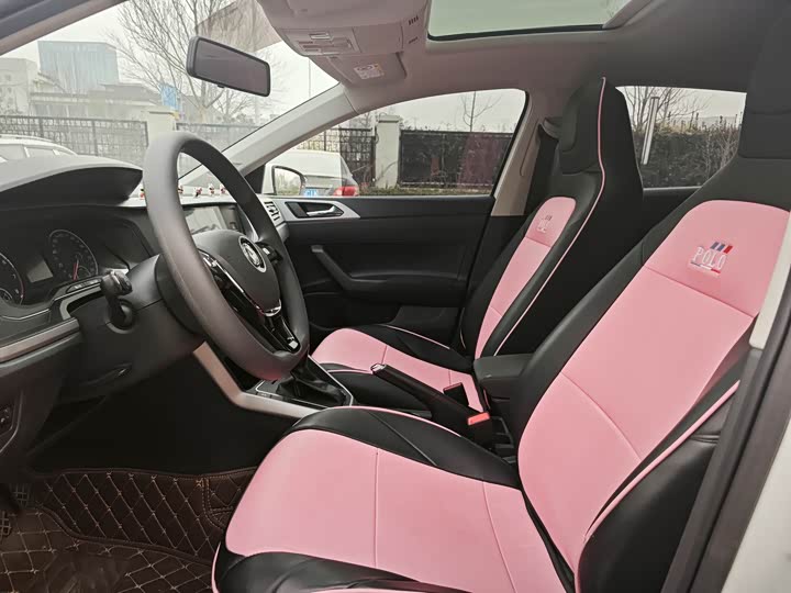 Фото 7 - Volkswagen Polo