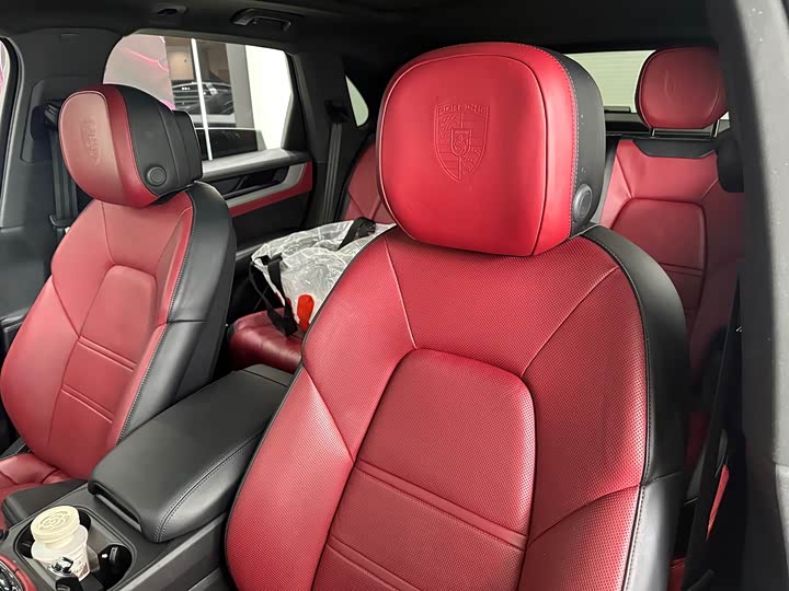 Фото 6 - Porsche Cayenne