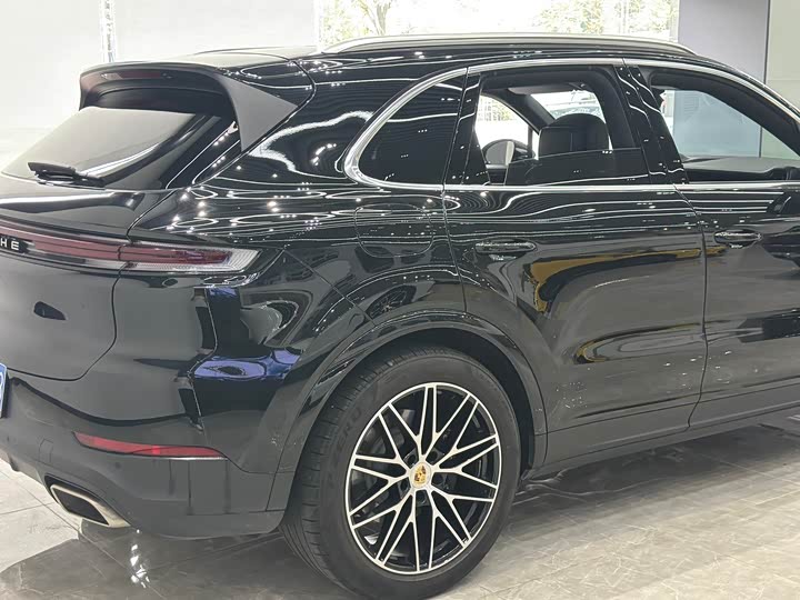 Фото 7 - Porsche Cayenne
