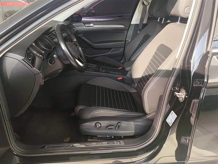 Фото 9 - Volkswagen Magotan