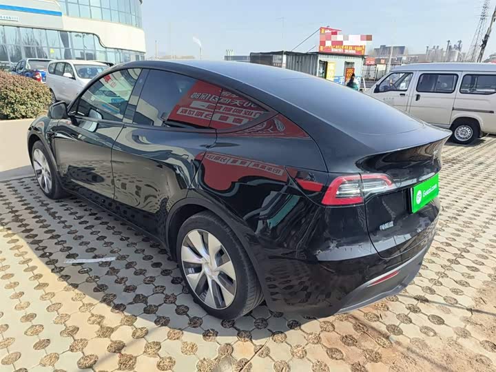 Фото 5 - Tesla Model Y