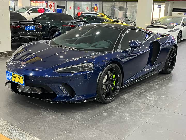 Фото 6 - McLaren GT