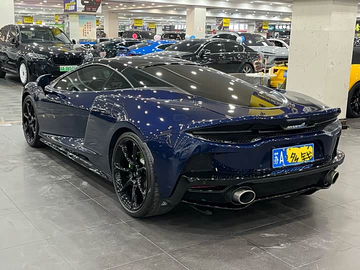 Фото 9 - McLaren GT