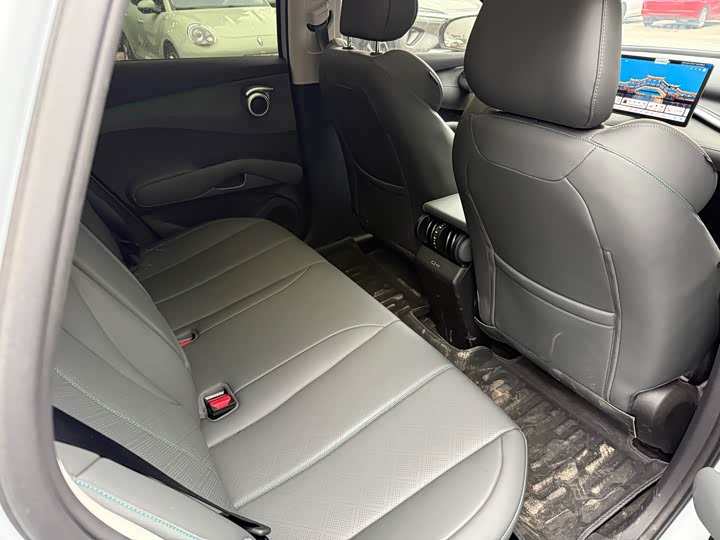 Фото 6 - BYD Yuan Plus