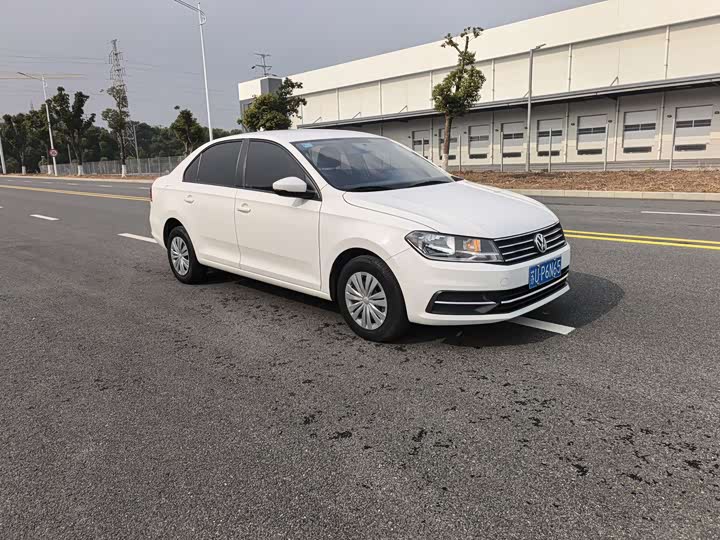 Фото 3 - Volkswagen Santana