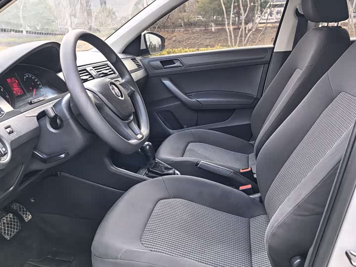 Фото 4 - Volkswagen Santana