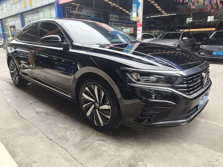 Фото 3 - Volkswagen Passat