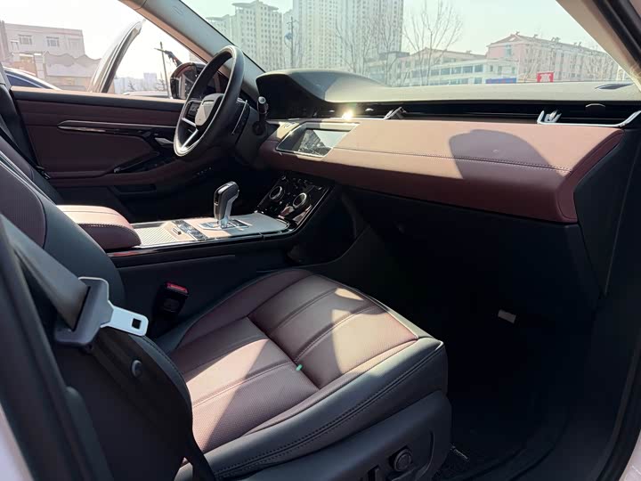 Фото 8 - Land Rover Range Rover Evoque L Hybrid