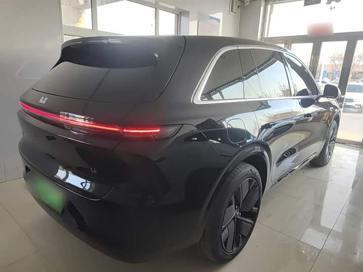 Фото 7 - LiXiang L6