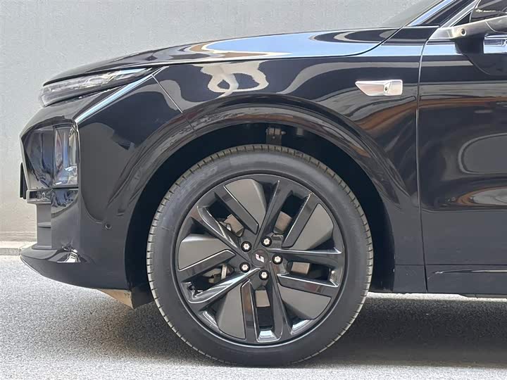 Фото 6 - LiXiang L6