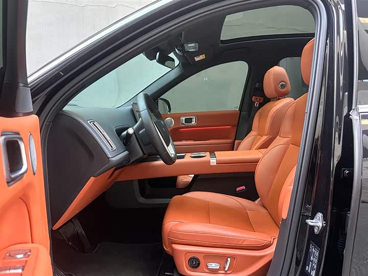 Фото 7 - LiXiang L6