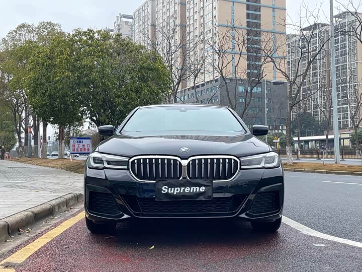 Фото 2 - BMW 5 Series