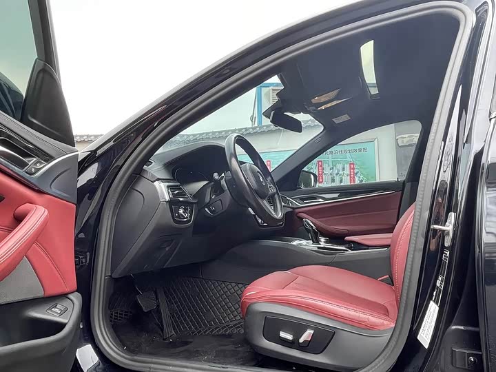 Фото 4 - BMW 5 Series