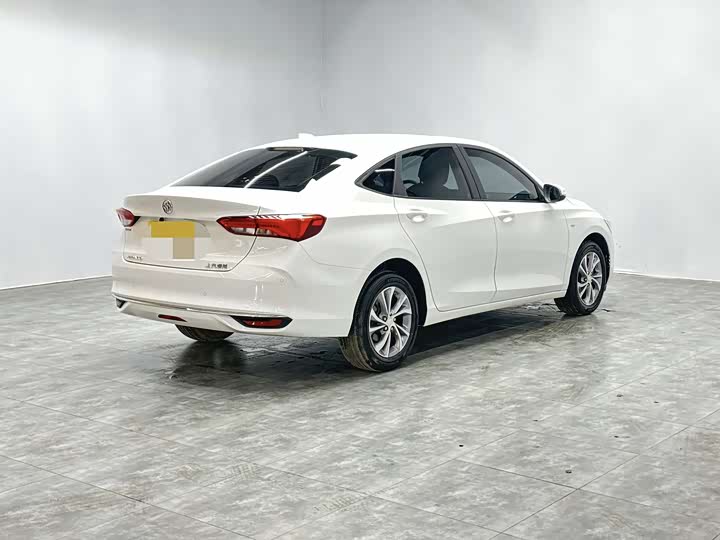 Фото 4 - Buick Verano