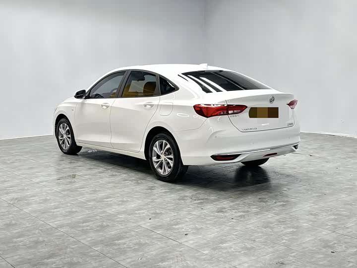 Фото 6 - Buick Verano