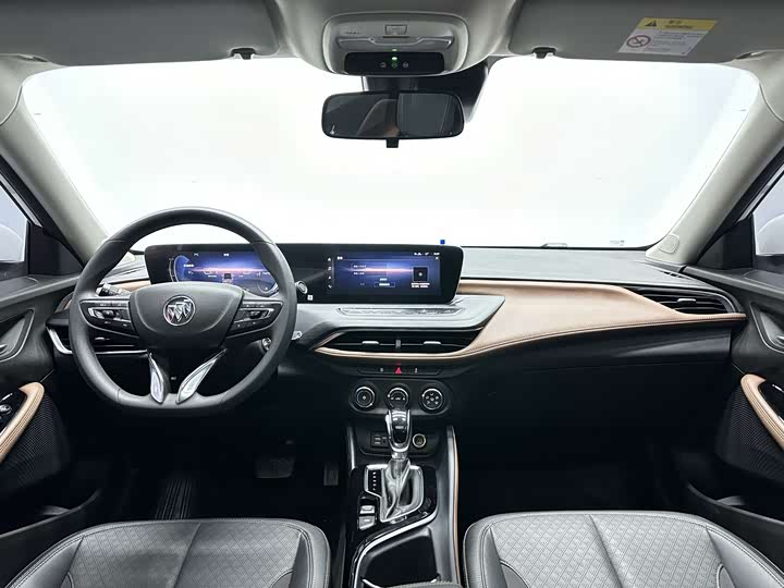 Фото 8 - Buick Verano