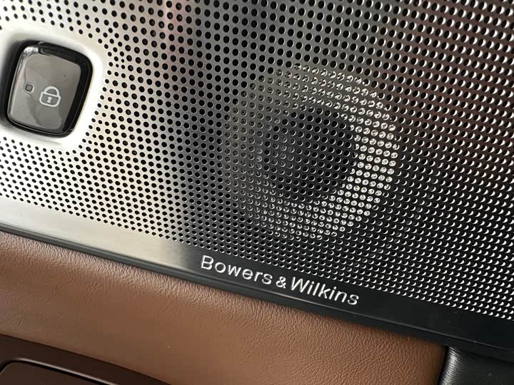 Фото 7 - Volvo S90