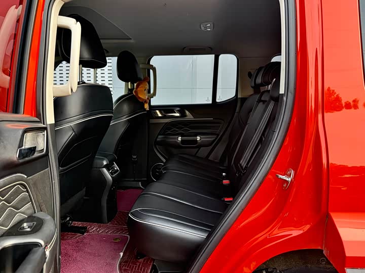 Фото 9 - Tank 300