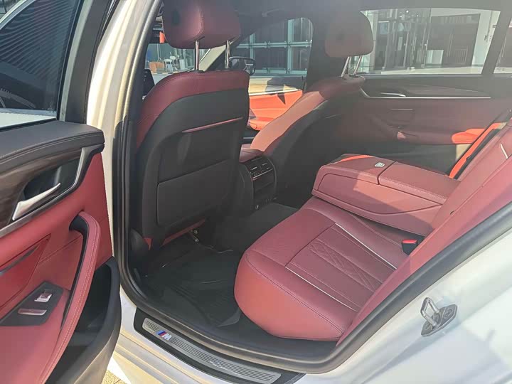 Фото 7 - BMW 5 Series