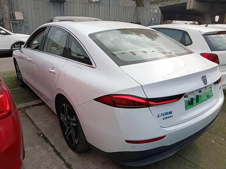 Фото 5 - Roewe D7