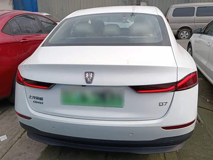 Фото 6 - Roewe D7