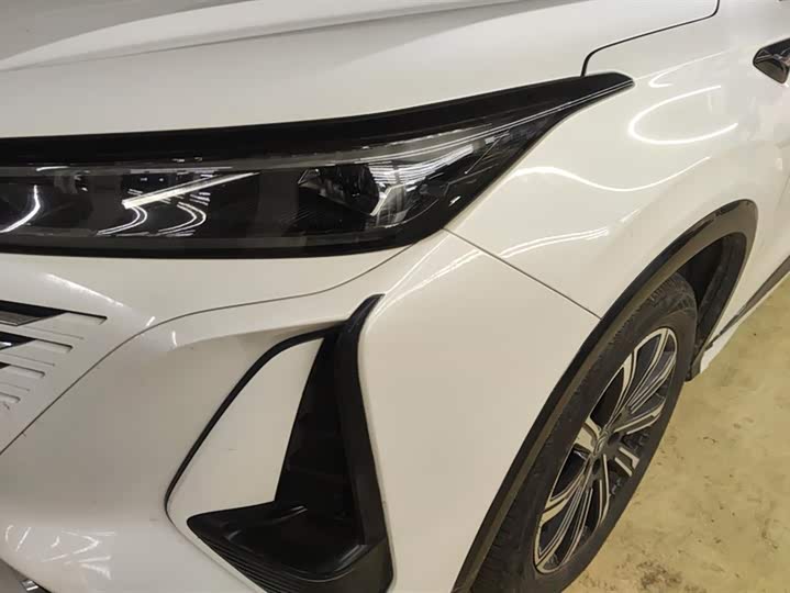 Фото 5 - Changan CS75 Plus