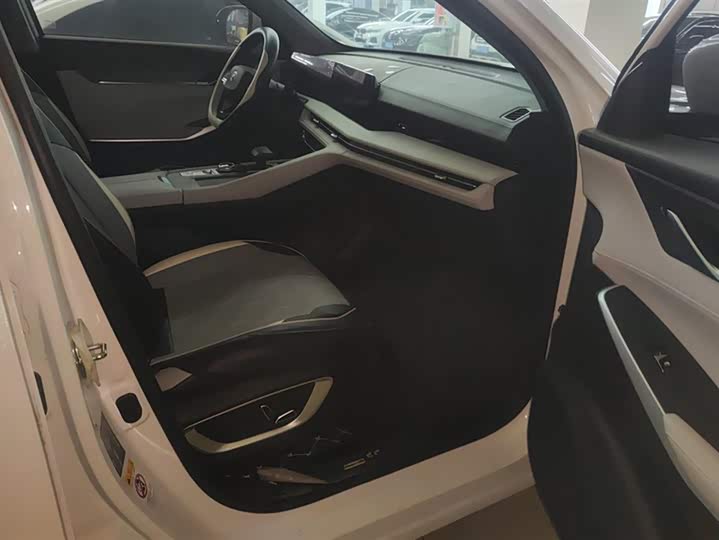 Фото 8 - Changan CS75 Plus