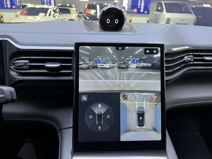 Фото 7 - Nio ES6