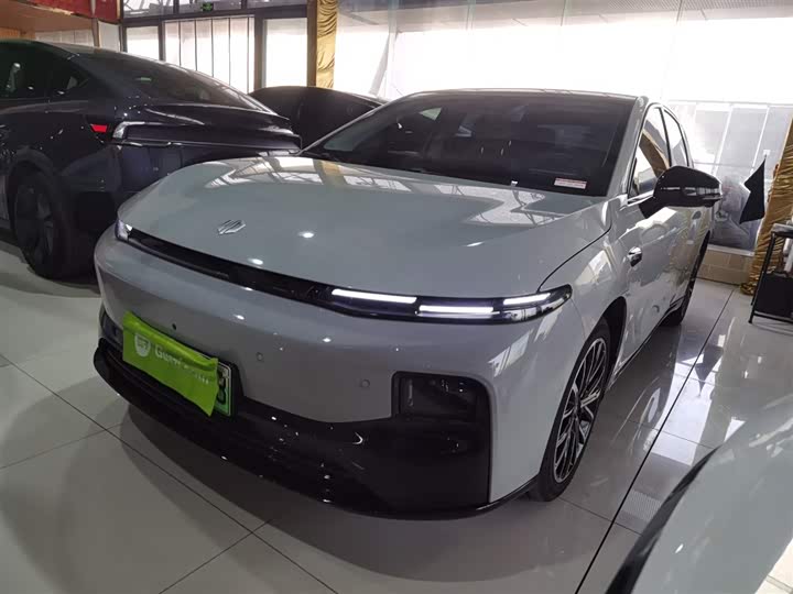 Фото 1 - Leapmotor B01