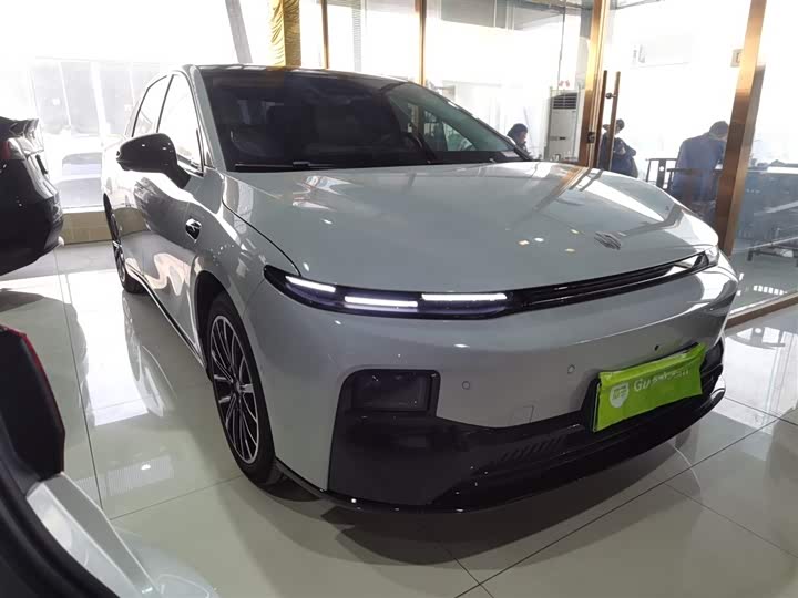 Фото 4 - Leapmotor B01