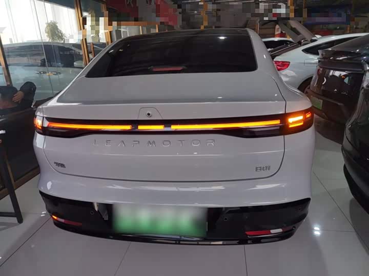 Фото 6 - Leapmotor B01