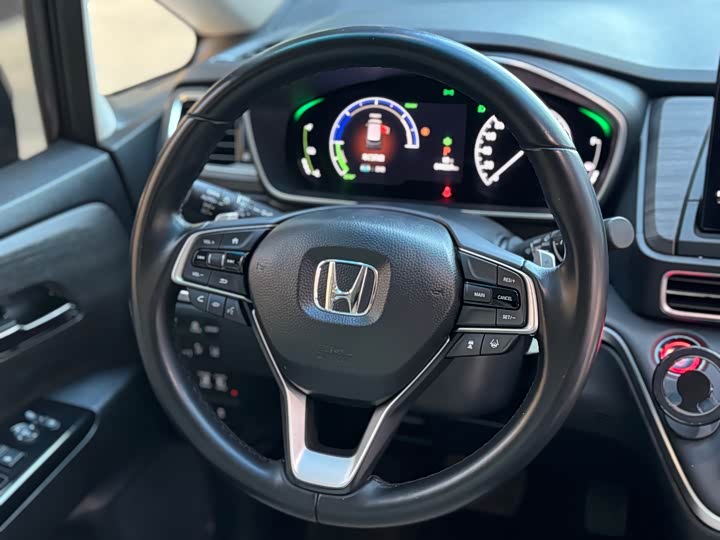 Фото 3 - Honda Odyssey