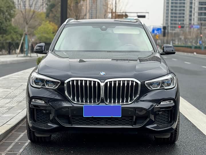 Фото 2 - BMW X5