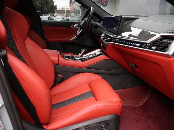 Фото 6 - BMW X6 M