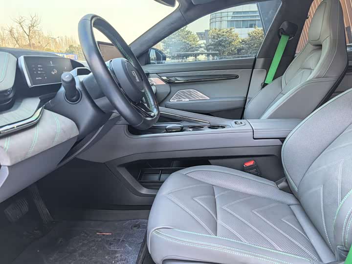 Фото 5 - Zeekr 001