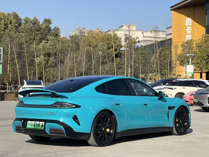 Фото 7 - Xiaomi SU7