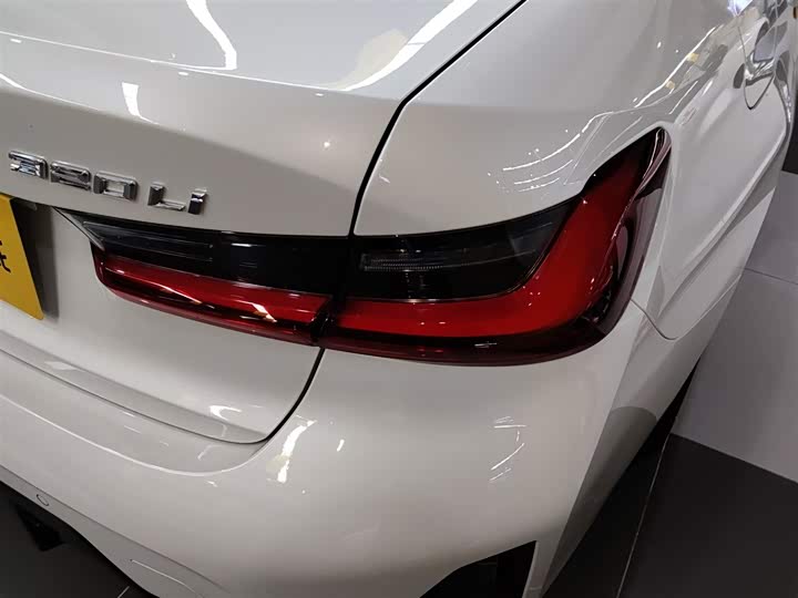 Фото 8 - BMW 3 Series