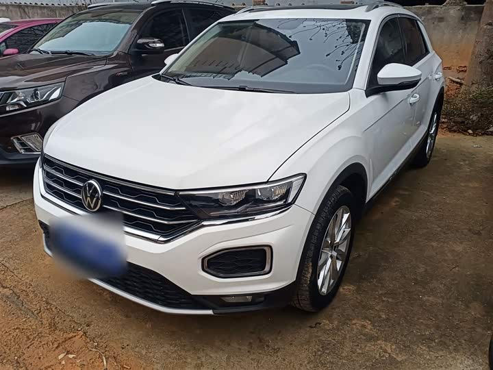 Фото 1 - Volkswagen T-Roc