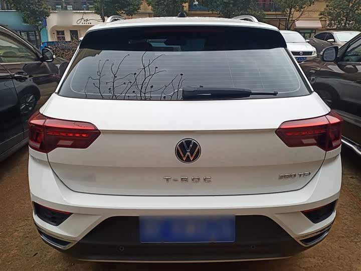 Фото 6 - Volkswagen T-Roc