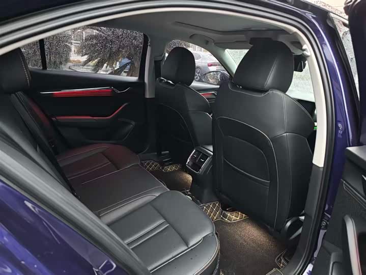 Фото 5 - Skoda Octavia Pro