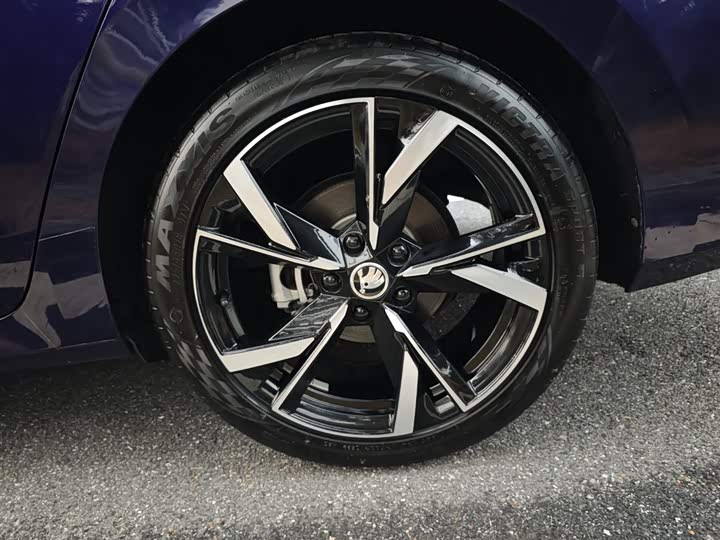 Фото 6 - Skoda Octavia Pro