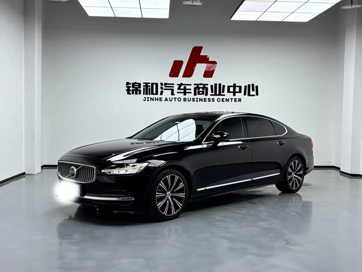 Фото 1 - Volvo S90