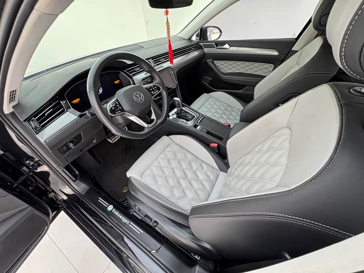 Фото 9 - Volkswagen Magotan