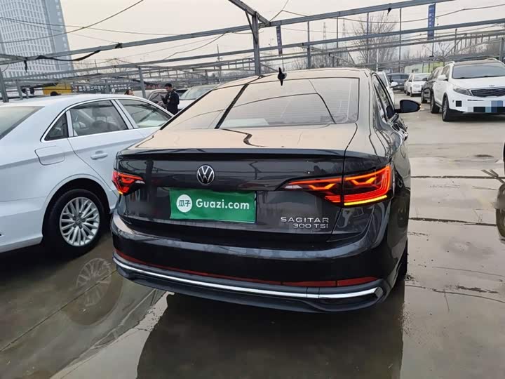 Фото 6 - Volkswagen Sagitar L