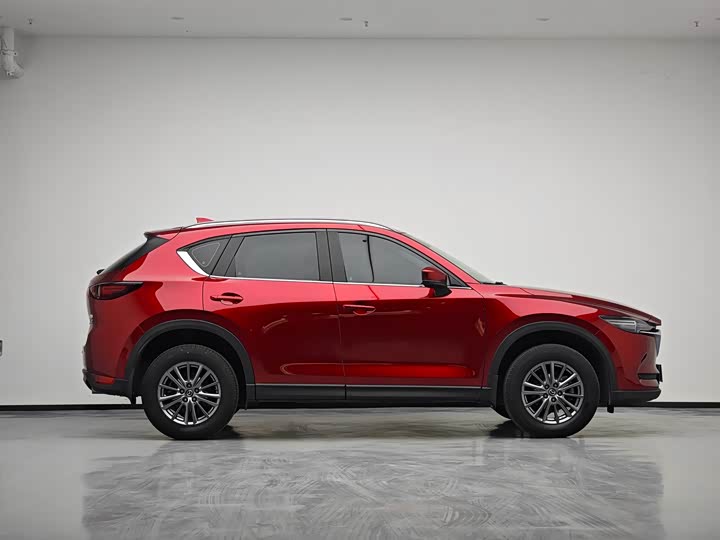 Фото 8 - Mazda CX-5